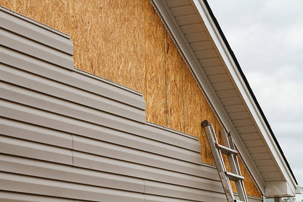 24/7 Emergency Storm Damage Siding Repair experts in Adena, OH